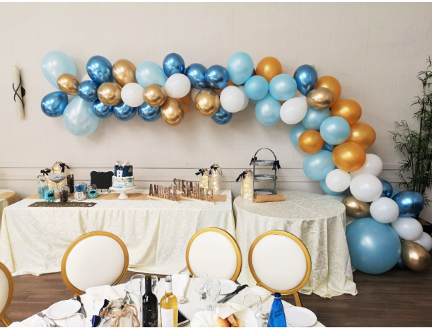 Professional balloon decoration by balloon bash 